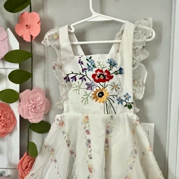 Hand embroidered pinny 3T - Picture 3 of 5